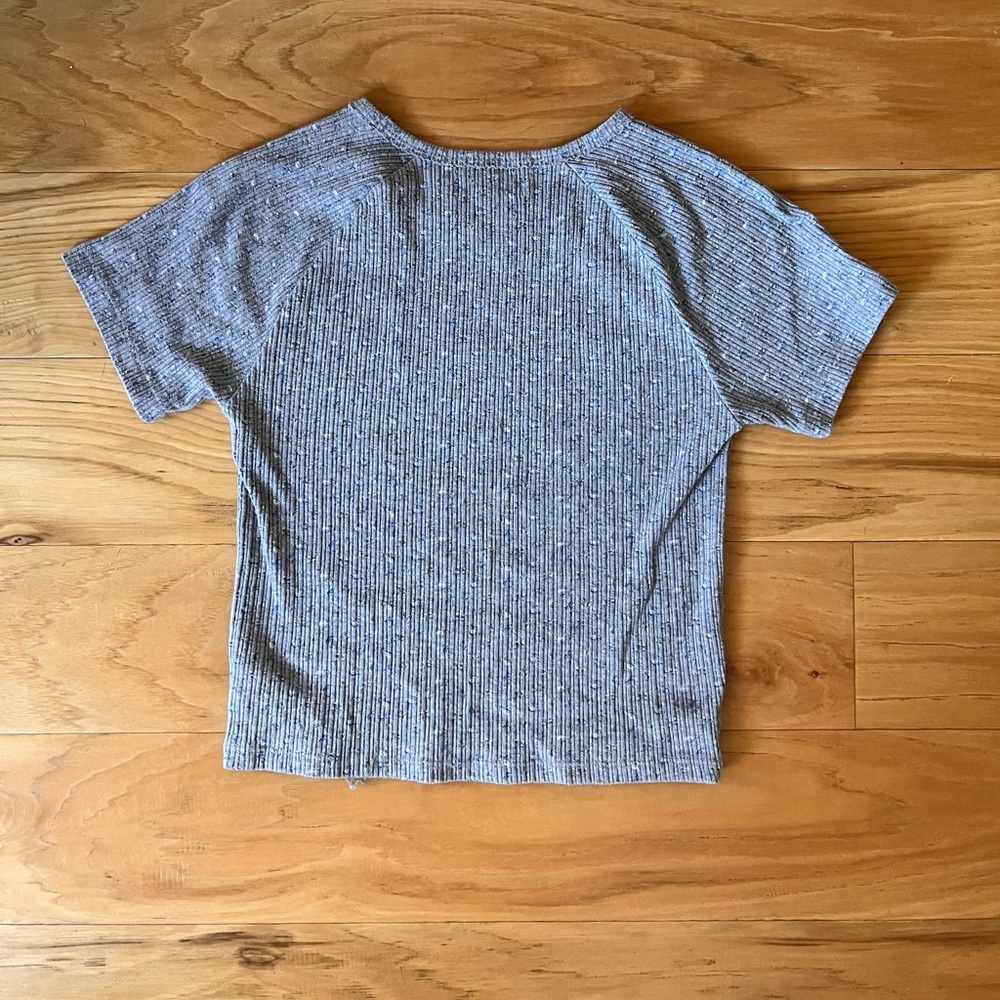 American Eagle set of 2 cropped shirts - Picture 3 of 9